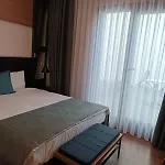 Expoist Hotel 3*