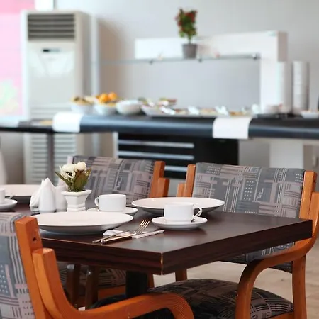 Expoist 3* Istanboel