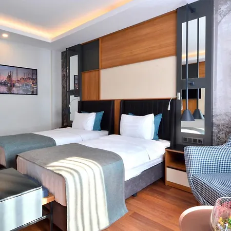 Expoist 3* Istanboel