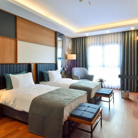 Expoist Hotel